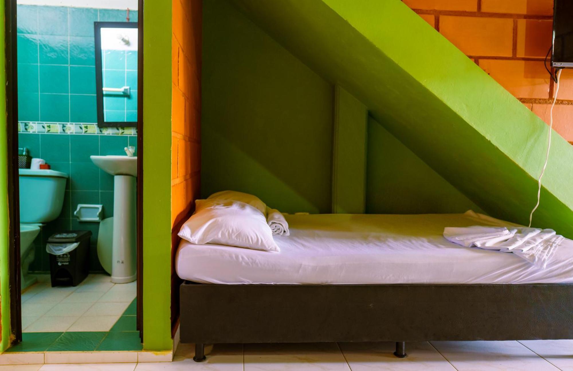 Mi Pueblo Natal Aptos Y Guest house *
